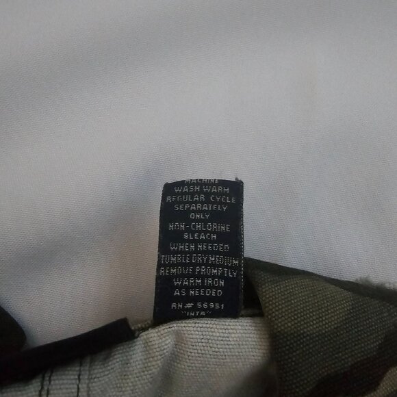 Bailey's Point Camo Print Frayed Trim Buttoned Pockets Jean Jacket Size L 11/13 - Picture 12 of 16